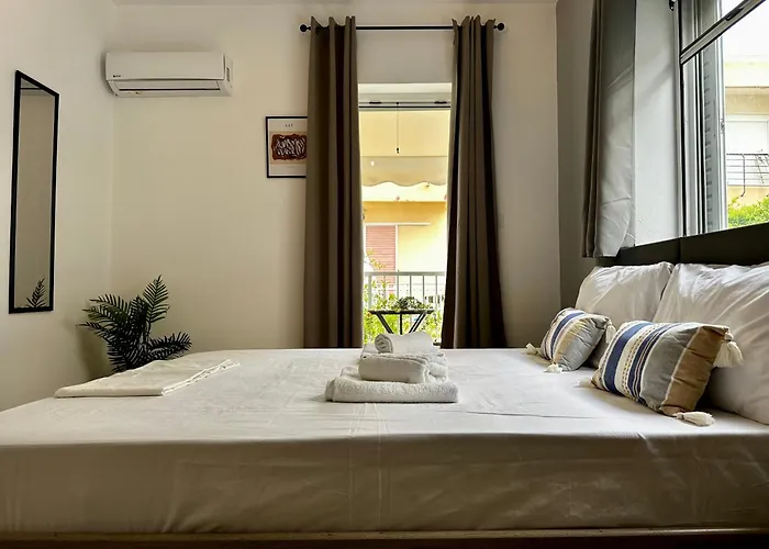 El Greco In Town, Near The & Port - No 5